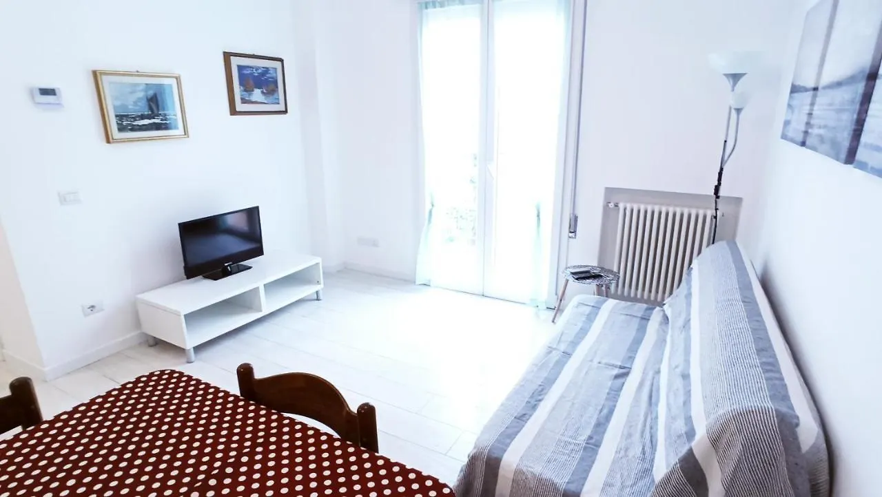 Casa Sciroc, Profumo Del Mare. Apartment Rimini