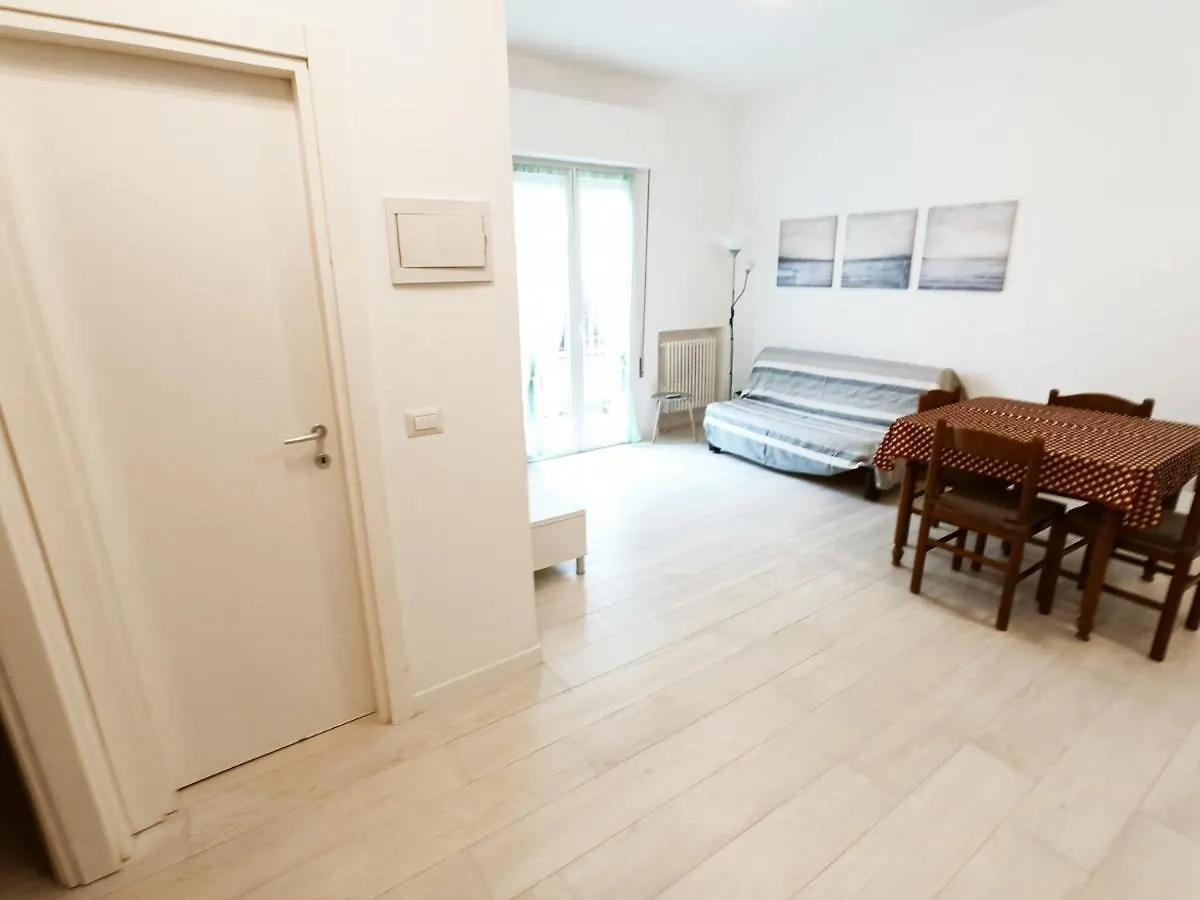 Casa Sciroc, Profumo Del Mare. Apartment Rimini
