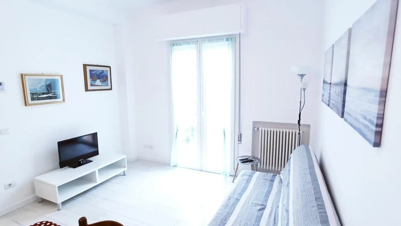 Casa Sciroc, Profumo Del Mare. Apartment Rimini 0*,