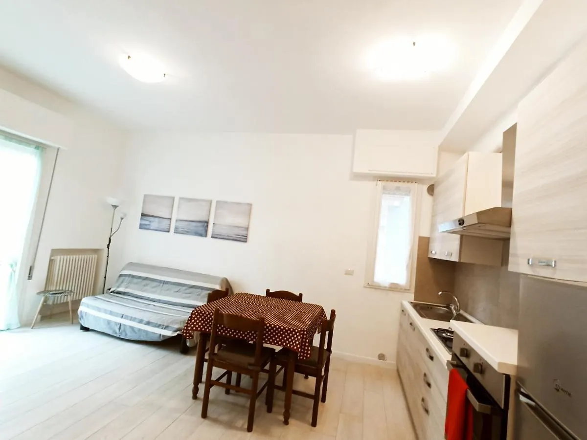 Casa Sciroc, Profumo Del Mare. Apartment Rimini